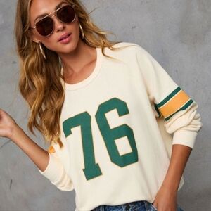 BUCKETLIST Women's Retro Sport 76 Varsity Crop Sweatshirt Large